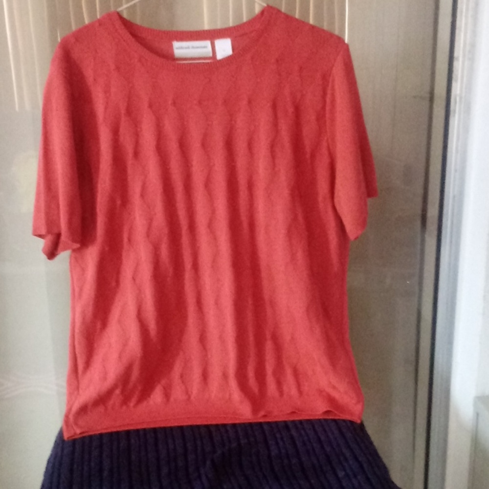 Alfred Dunner ladies short sleeve sweater